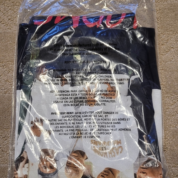 OVO Welcome to the Family Tee-Shirt - Picture 4 of 7